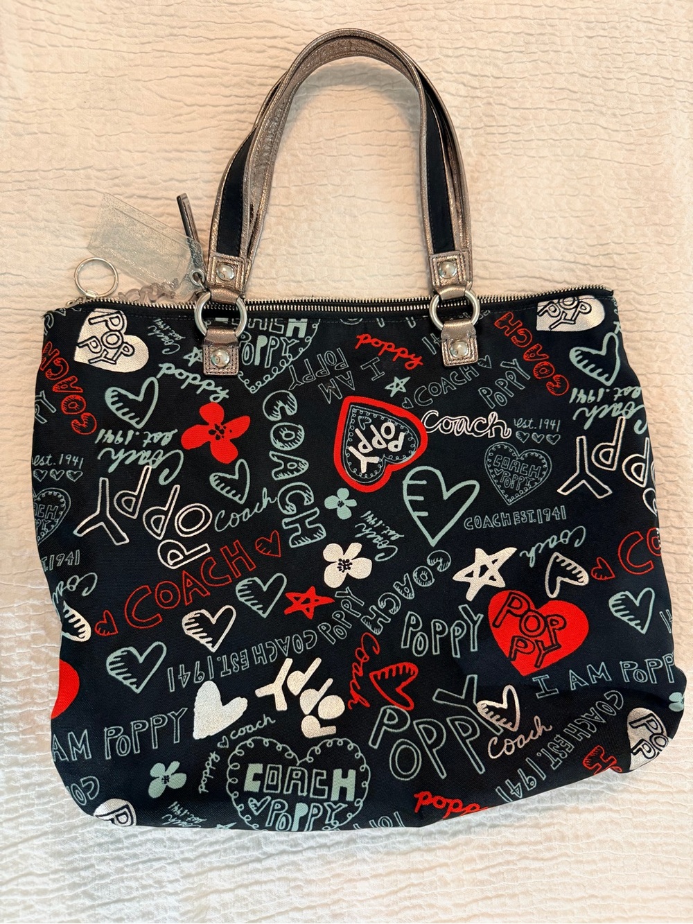 Coach Poppy Graffiti Glam Tote “I Am Poppy” Print Charm Shoulder Bag EUC - Picture 6 of 12